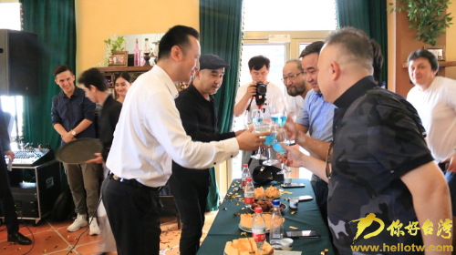 http://www.hellotw.com/dlxw/caij/20190629/W020190629241501600237.jpg